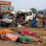 Accident site in Gadag district where a lorry collided with a vehicle carrying women farmers, killing three and injuring several others If you want, I can also add subhea